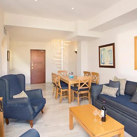 Appartement 2 Bedroom Penthouse Sea View Within Sunset Club *