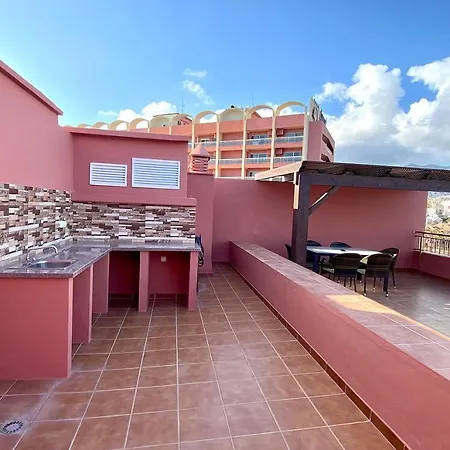 Appartement 2 Bedroom Penthouse Sea View Within Sunset Club *